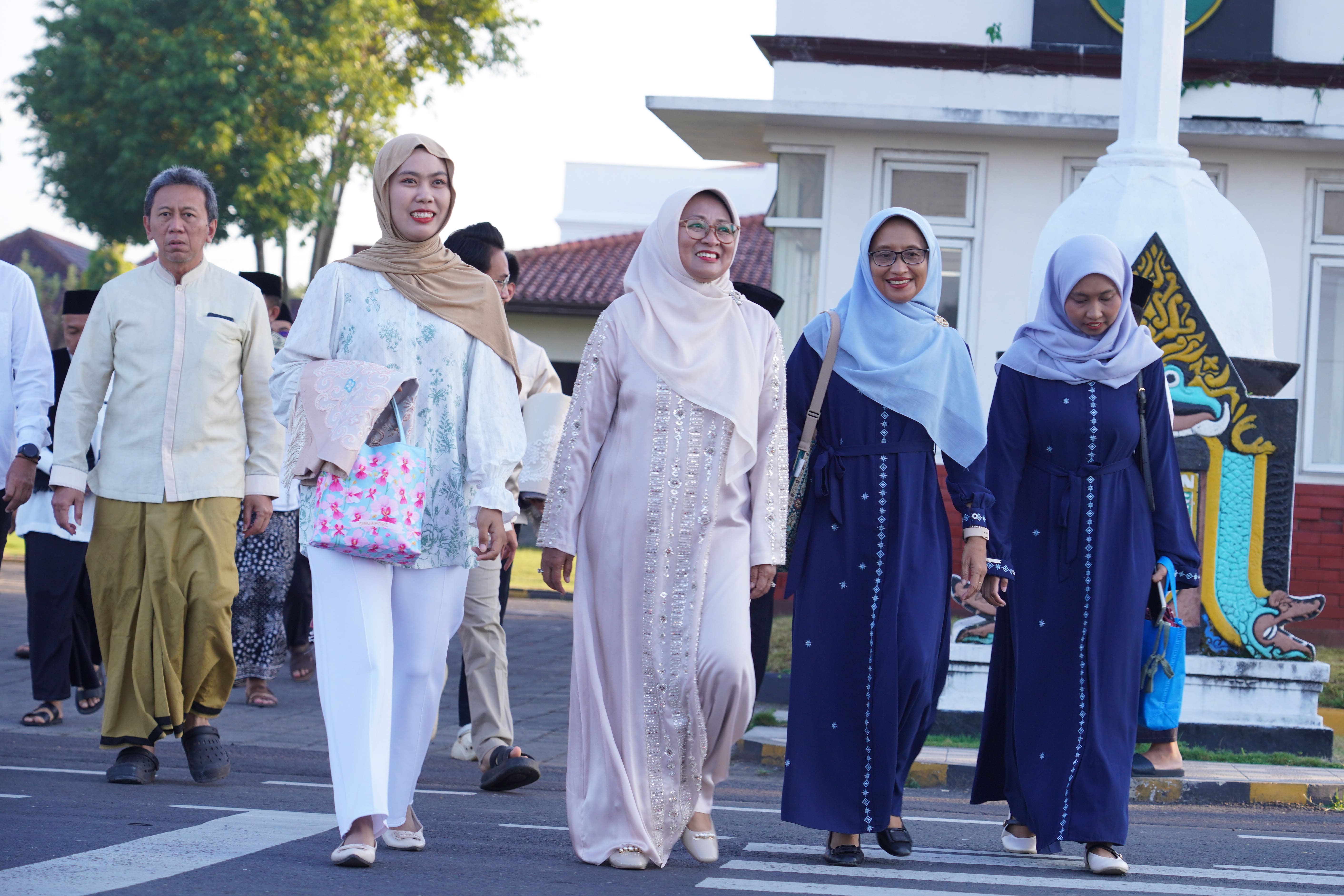 Suasana Sholat Idul Adha di Alun-Alun Kebumen