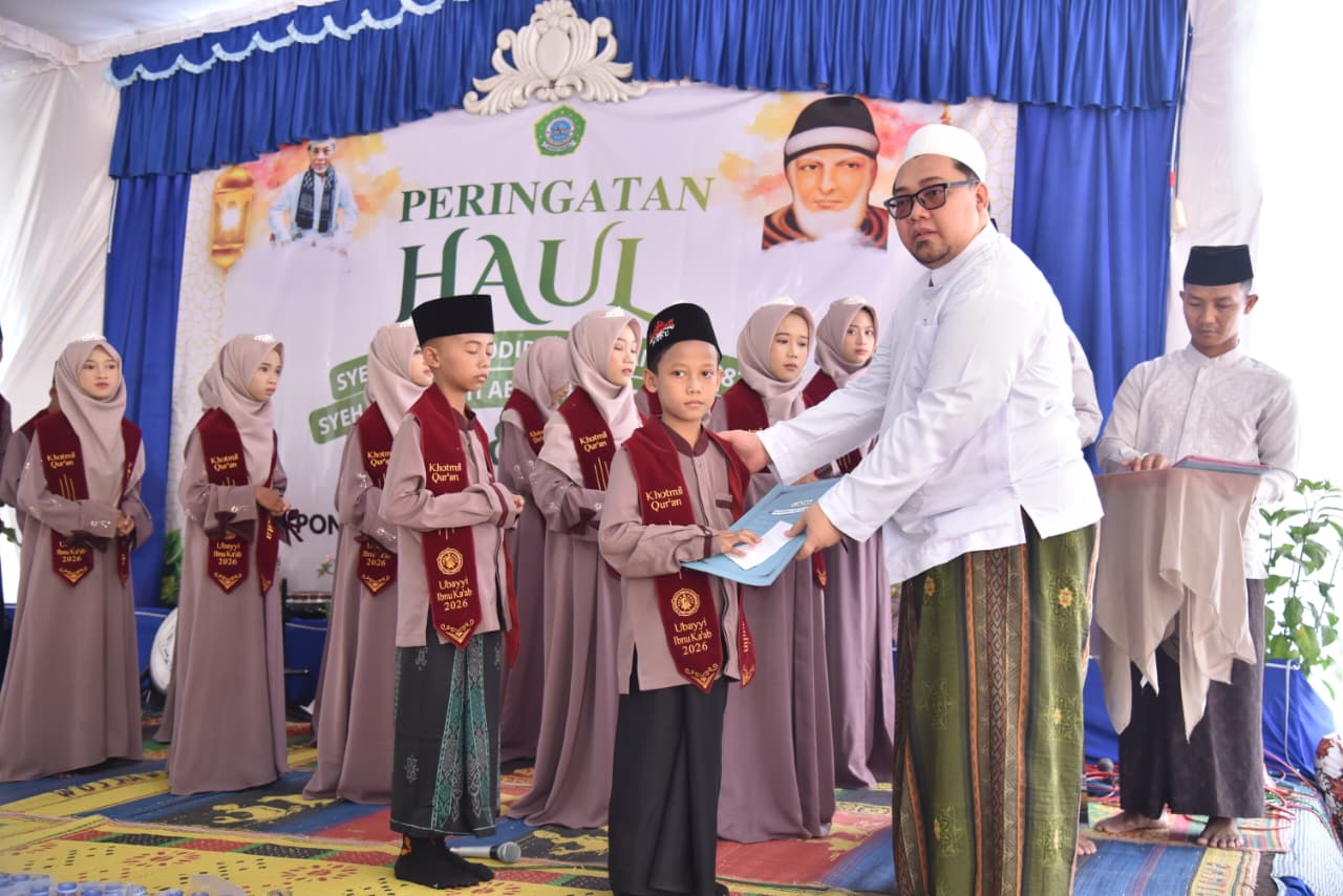 Haul Masyayih dan Khotmil Qur’an di Ponpes Ubayyi Ibnu Ka'ab