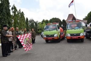 Bupati Kebumen Lepas Bantuan Air Bersih dari PLN