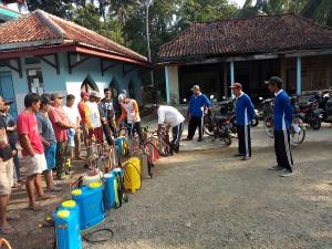 GMPDM: Muspika Gandeng Warga Lakukan Penyemprotan Disinfektan Mandiri