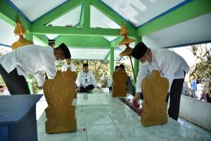 Jelang Hari Jadi, Bupati Kebumen Ziarah ke Empat Makam Leluhur