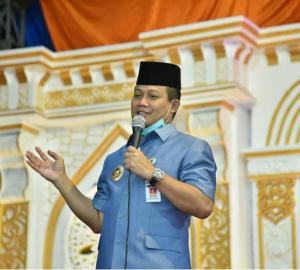 Hadiri Haflah Akhirussanah Santri Ponpes Al Kahfi Somalangu, Bupati Harapkan Ponpes Lahirkan Generasi Muda Islami Dengan SDM Berkualitas