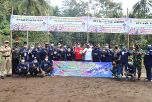 Turnamen Volly Ball Bupati Cup 2021, Arif Sugiyanto Siapkan Hadiah Untuk Juara 1