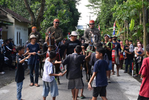 Sempat Terhenti, Sedekah Laut dan Bumi di Tanggulangin kembali Digelar 