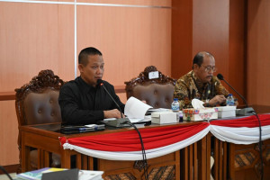 Proyek Jambanisasi Disebut Rugikan Negara, Bupati: Silakan Lapor Penegak Hukum