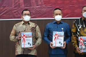 Pemkab Kebumen Terima LHP Penyediaan Air Bersih Semester 1 dari BPK