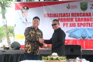 Segera Dibangun, Pabrik Sarung Tangan di Kebumen Menungu Izin Turun