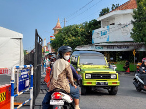 Ada KIE, Lalu Lintas Sedikit Terganggu, Bupati Sampaikan Permintaan Maaf