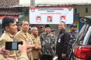 Tinjau Pelaksanaan Pilkades Serentak, Bupati: Alhamdulillah Berjalan Lancar