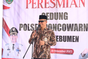 Bupati Kebumen Resmikan Polsek Poncowarno, Hibah dari Pemda