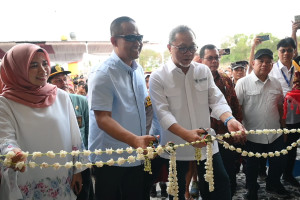 Mendag Zulkifli Hasan Resmikan Pandan Kuning Park