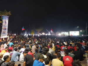 Puluhan Ribu Warga Padati Alun-alun Pancasila, Nobar Timnas U-23 vs Uzbekistan