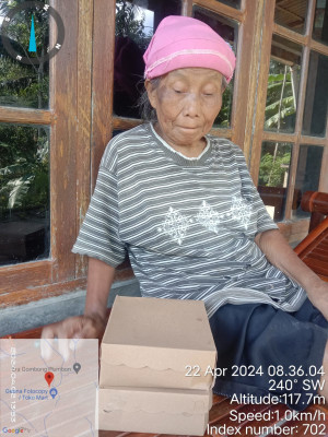 Sebanyak 1014 Lansia di Kebumen Dapat Bantuan Makanan Siap Saji dari Pemkab