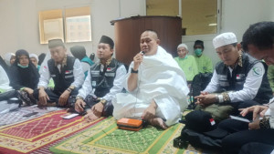 Jalani Puncak Haji, Wakuf di Arafah, Bupati Kebumen Mohon Maaf Bila Ada Salah dan Khilaf