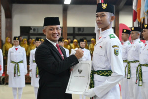 Bupati Kebumen Kukuhkan 24 Paskibraka Peringatan HUT ke- 79 RI