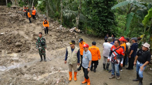 Banjir dan Longsor Melanda Kebumen, Pemkab Sigap Melakukan Penanganan