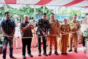 Dihadiri Pejabat Kemendag, Bupati Kebumen Resmikan Pasar Rakyat Pasar Pagi