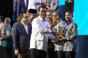 Jawa Tengah Raih Predikat Terbaik Nasional pada BKN Awards 2025 Berkat Keunggulan Manajemen Talenta ASN