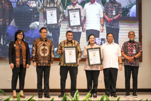 Kolaborasi Dunia Usaha–Pemprov Jateng Antar 53 Perusahaan Raih Apresiasi Pemeriksaan Kesehatan Gratis