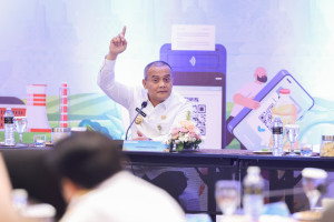 Jelang Ramadan dan Idulfitri 2026, Gubernur Jateng Tekankan Pengendalian Harga dan Kelancaran Distribusi Pangan