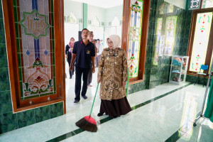 Luncurkan Gerakan Bersih Masjid, Pemkab Kebumen Terjunkan Personel Gabungan dari Puluhan OPD