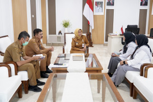 Audiensi dengan Bupati, Kemenhaj Kebumen Pastikan Kesiapan Kloter dan Keamanan di Tengah Konflik Global