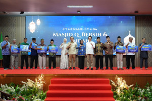 Geber Ramadan 1447 H: Antrean Mengular hingga Hadiah Umroh bagi Jamaah Aktif Masjid  GOMBONG