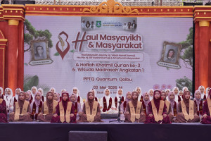 Wagub Jateng dan Bupati Kebumen Hadiri Haul dan Haflah Khotmil Qur’an PPTQ Quantum Qolbu, Perkuat Komitmen Pendidikan Karakter dan Santri Berprestasi